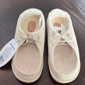 Hey Dude Kids Wendy Y Brushed Cozy Ivory 42150-105 Size J3 US